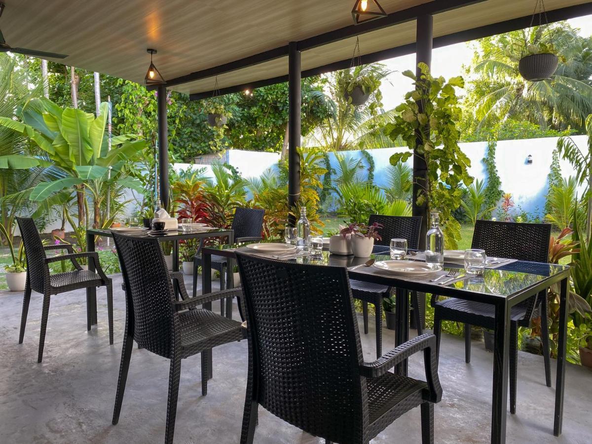 Hotel Chillax Thoddoo-Atoll Exterior foto